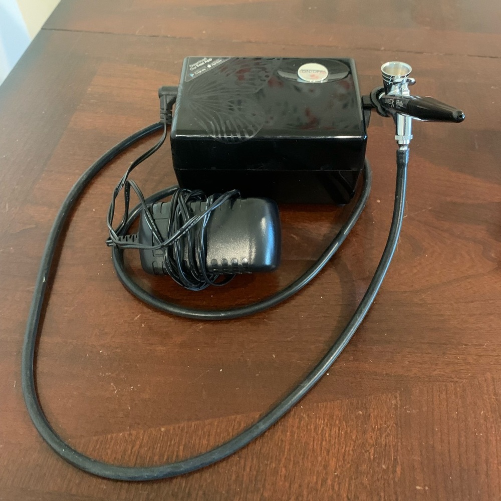 Luminess Airbrush MakeUp Kit with Extras